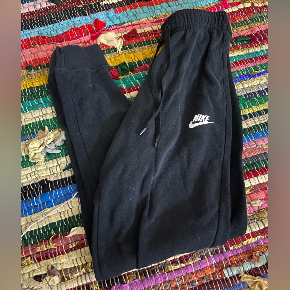Black Nike Sweatpants 🖤